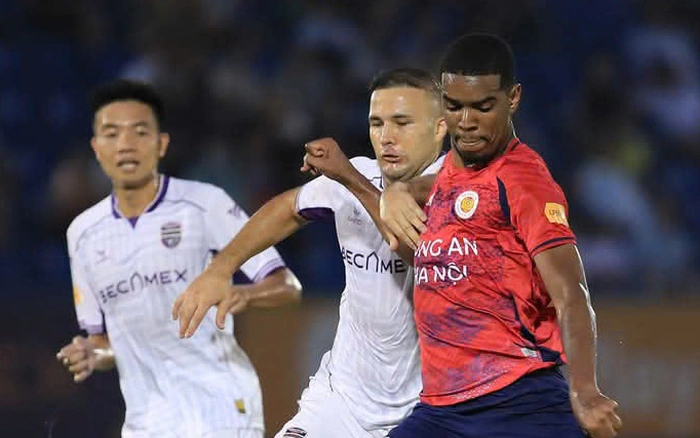 CAHN lội ngược dòng ấn tượng, đánh bại Bình Dương 3-1 tại V-League