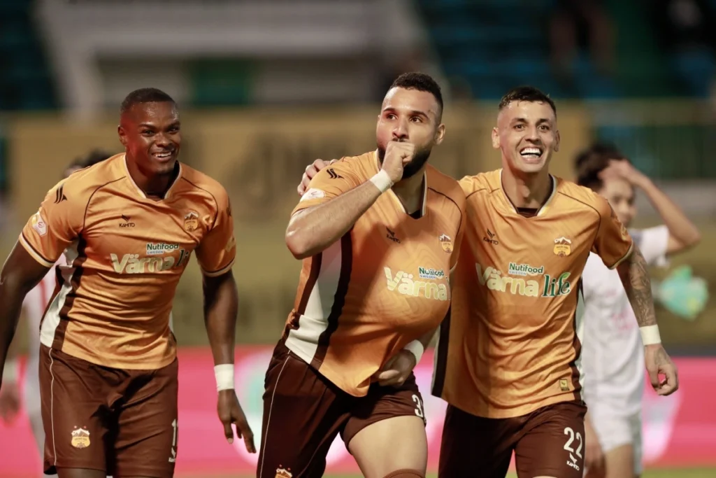 V-League 2024/25: CAHN Tiến Gần Top 3, Cuộc Đua Trụ Hạng Mãn Nhãn