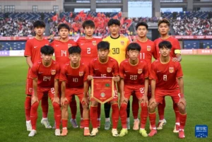 U16 Việt Nam hòa U16 Trung Quốc: HLV Roland khích lệ tinh thần cầu thủ